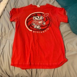 wisconsin volleyball t-shirt